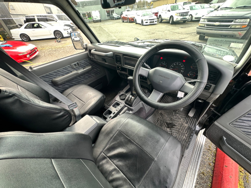 Toyota Land Cruiser 1994 price $25,995