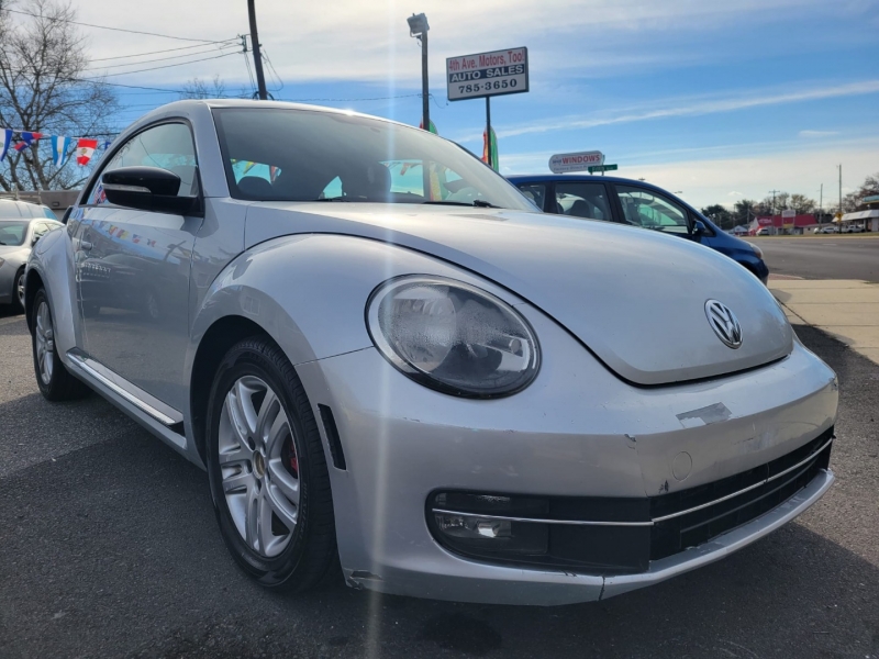 Volkswagen Beetle 2012 price $9,900