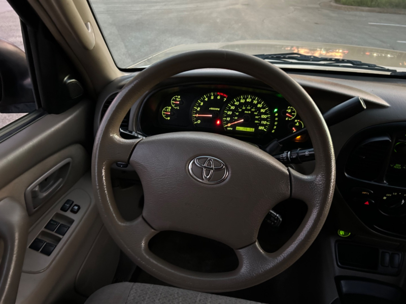 Toyota Tundra 2006 price $8,900