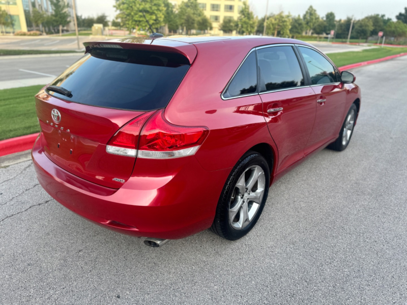 Toyota Venza 2011 price $10,100