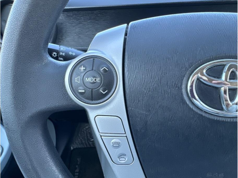 Toyota Prius c 2014 price $10,899