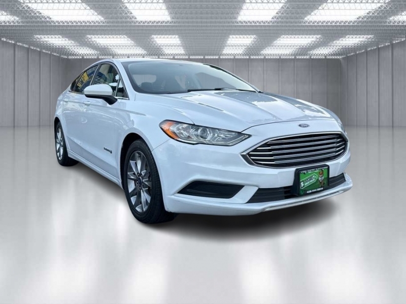 Ford Fusion 2017 price $12,899
