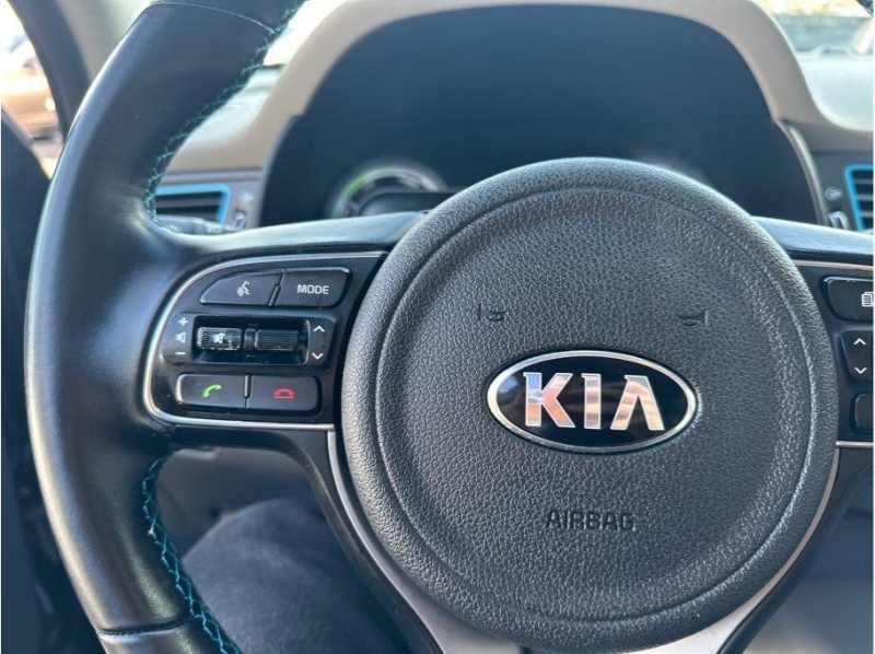 Kia Niro Plug-in Hybrid 2018 price $17,495