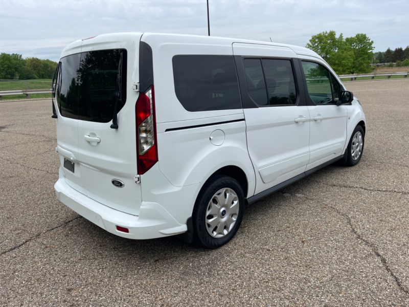 Ford Transit Connect Wagon 2015 price $9,995