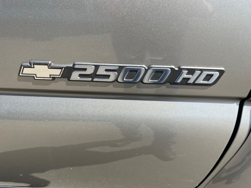 Chevrolet Silverado 2500HD 2003 price $9,995