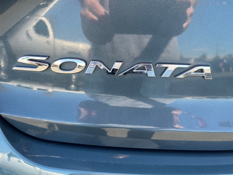Hyundai Sonata 2016 price $11,988