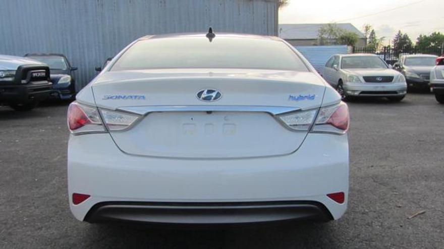 Hyundai Sonata 2011 price $6,995