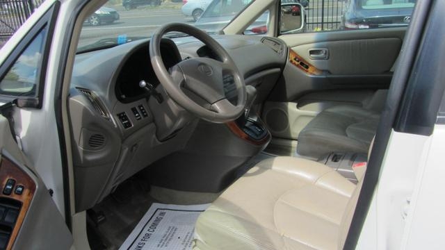 Lexus RX 1999 price $3,995