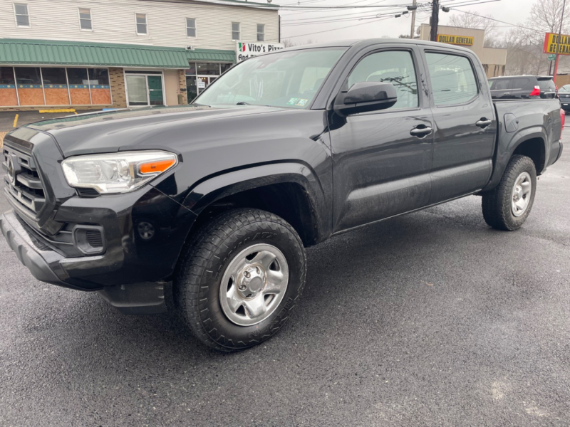 Toyota Tacoma 2018 price $22,995