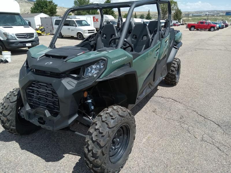 Can-Am Commander 2023 price $21,995
