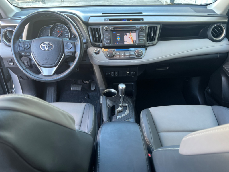 Toyota RAV4 2015 price $18,950 Cash