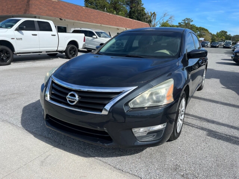 Nissan Altima 2015 price $8,199