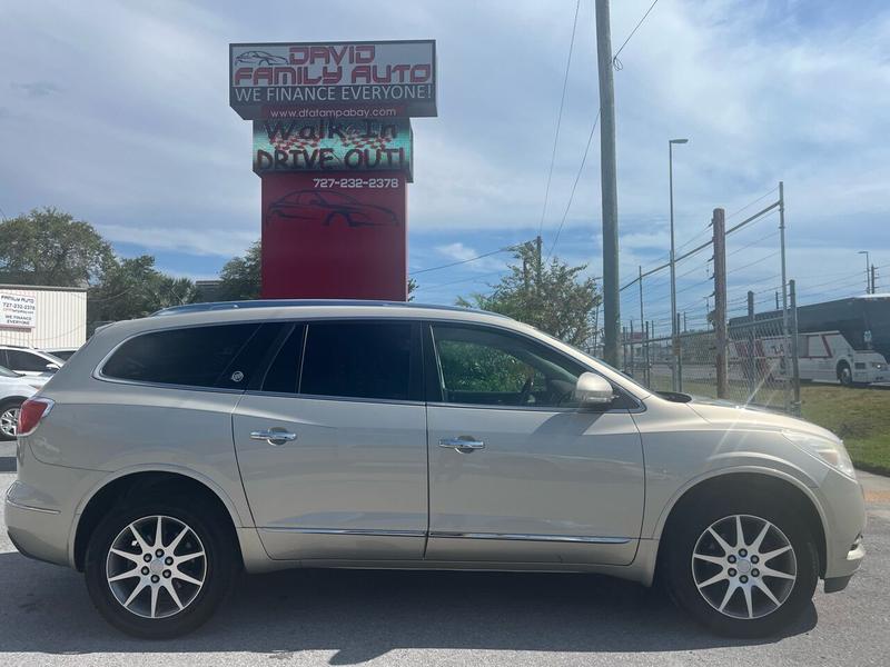Buick Enclave 2013 price $7,995