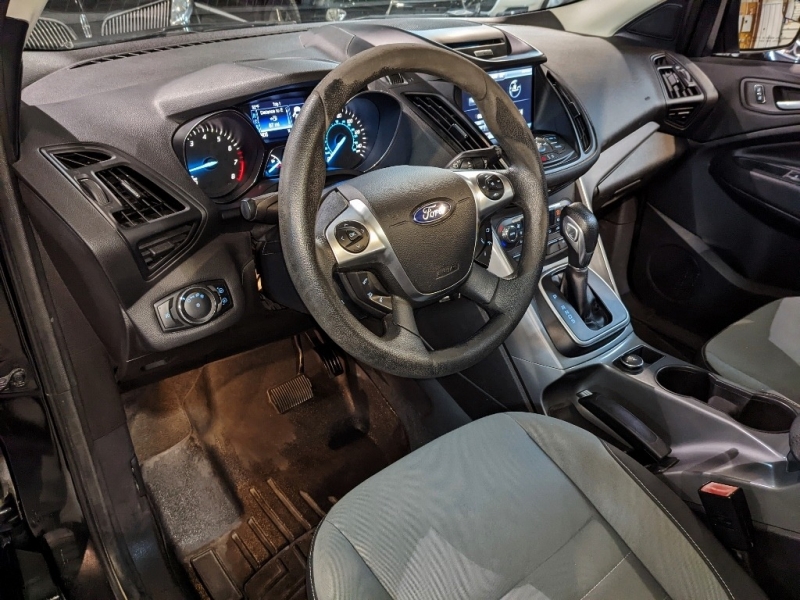 Ford Escape 2013 price $7,950