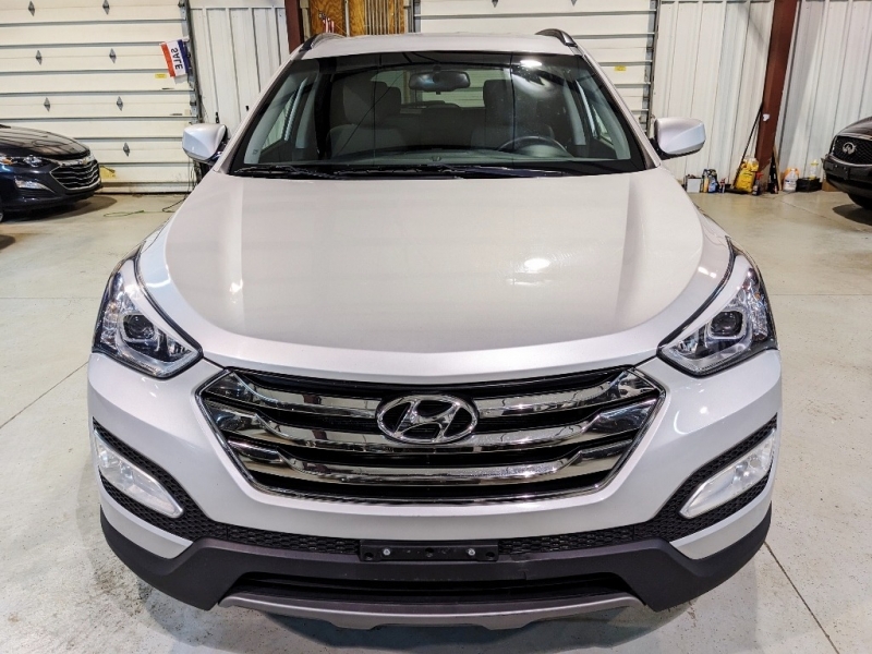 Hyundai Santa Fe 2014 price $9,950