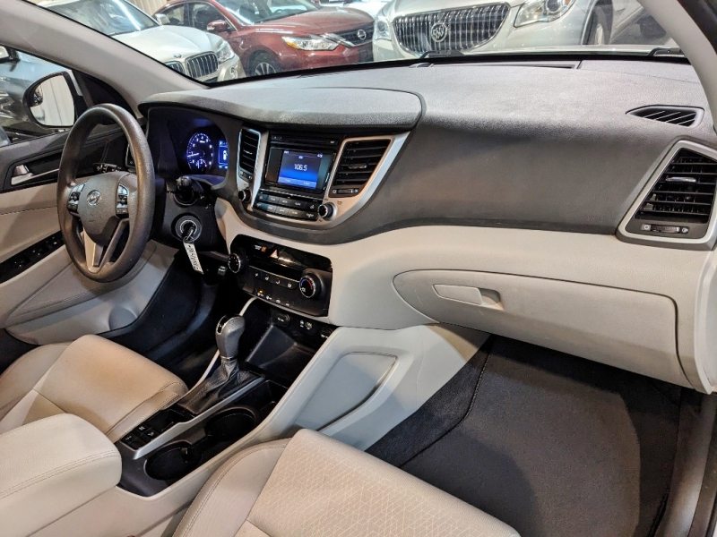 Hyundai Tucson 2017 price $15,450