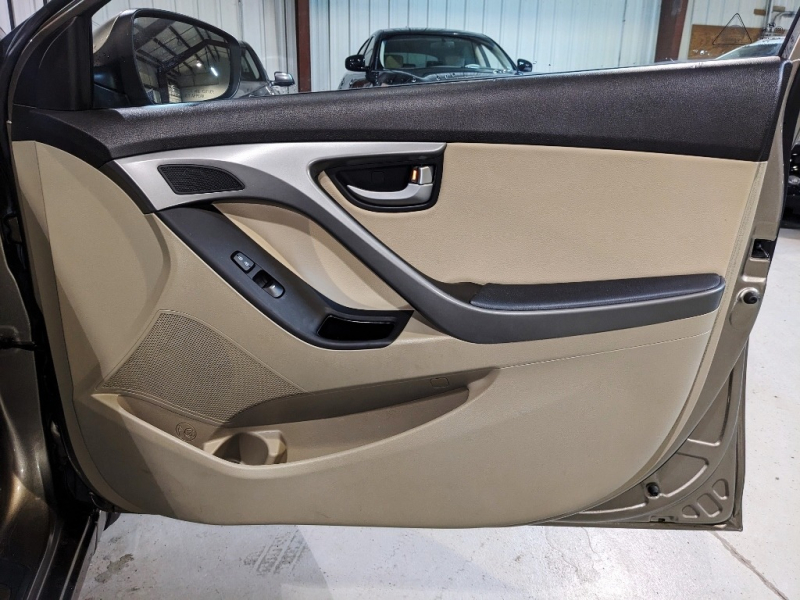 Hyundai Elantra 2014 price $8,750