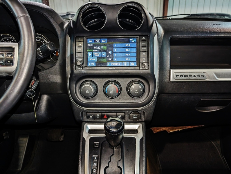 Jeep Compass 2016 price $8,950