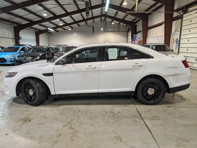 Ford Police Interceptor Sedan 2017 price $11,950