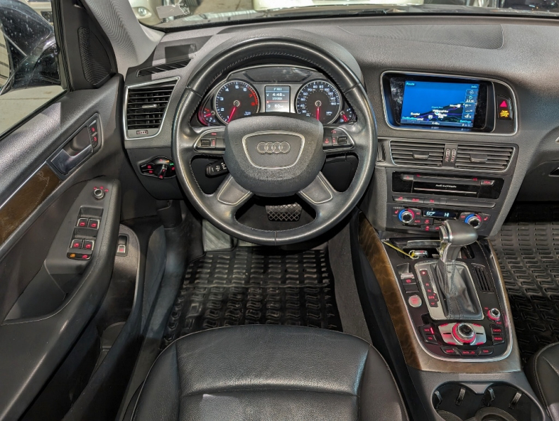 Audi Q5 2017 price $13,950