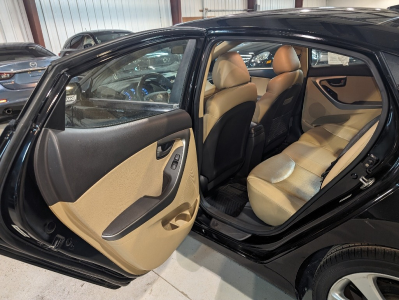 Hyundai Elantra 2011 price $6,950