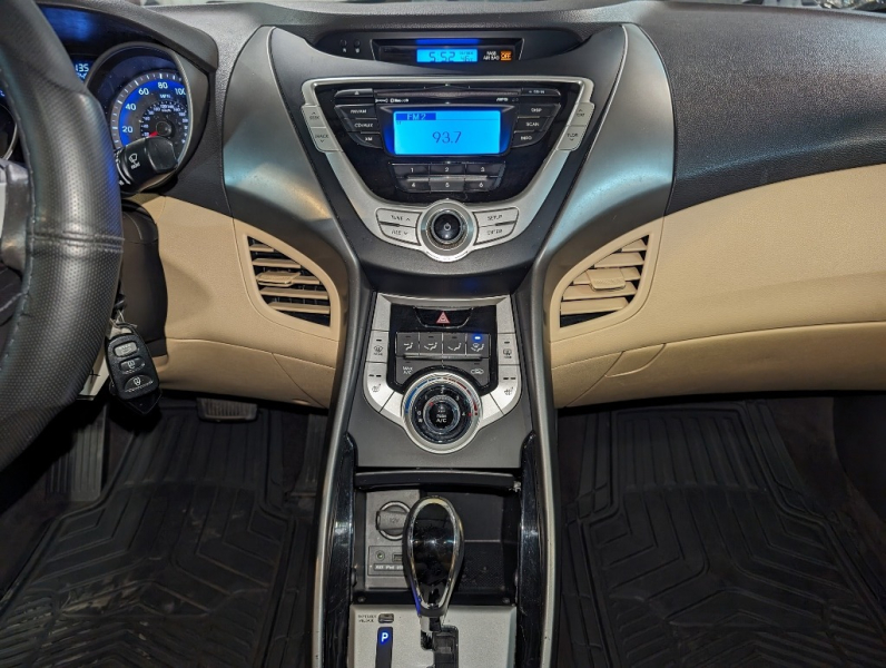 Hyundai Elantra 2011 price $6,950
