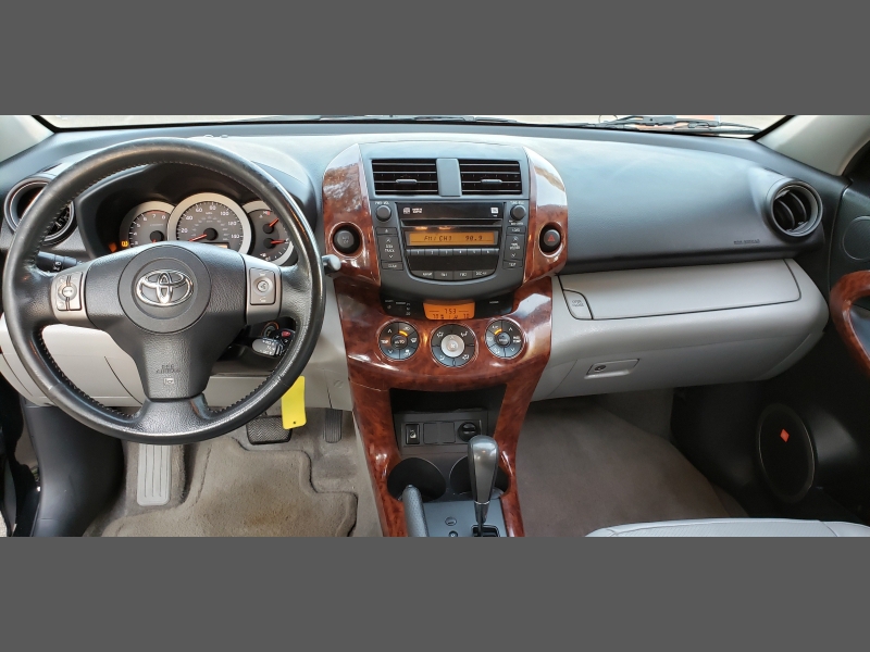 Toyota RAV4 2008 price $7,800