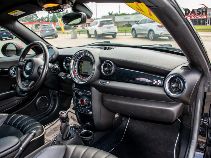 Mini Cooper Coupe John Cooper Works Navigation Camera L 2012 price $12,500