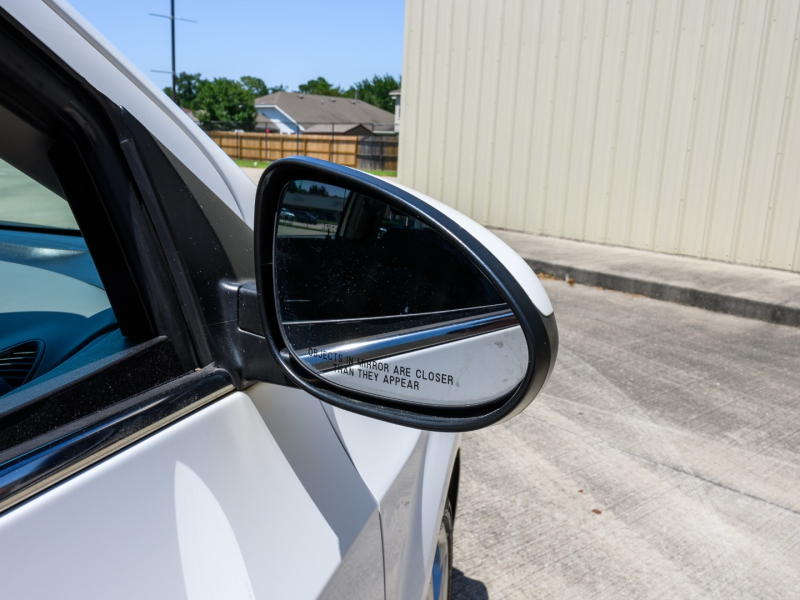 Chevrolet Sonic LTZ Hatchback Leather Camera Auto 2015 price $8,985