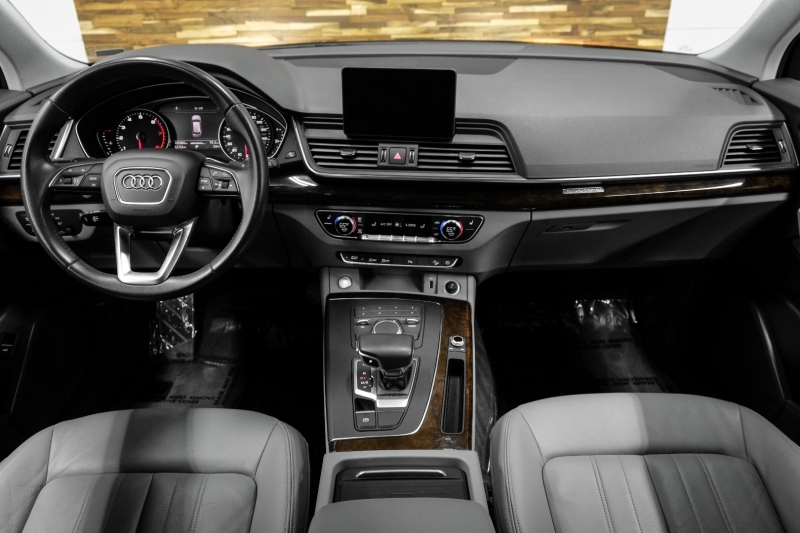 Audi Q5 2020 price $23,992
