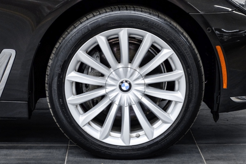 BMW 7-Series 2017 price $26,992