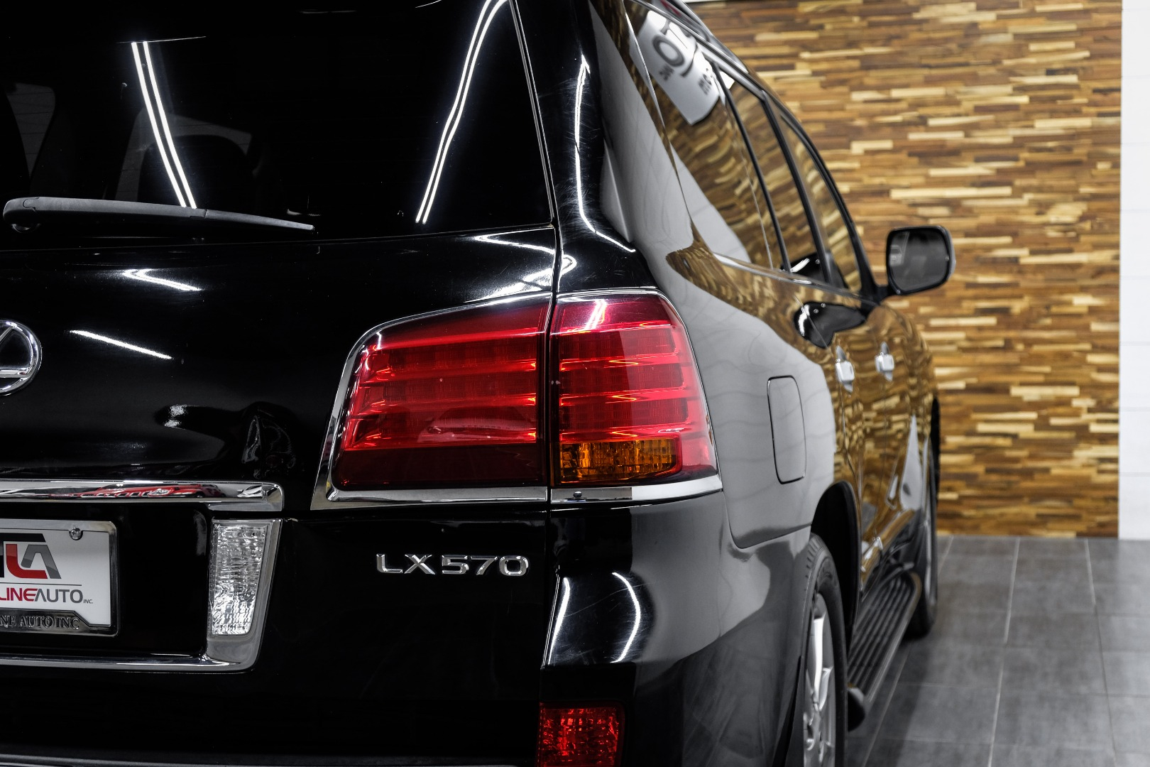 2011 Lexus LX 570 4WD 4dr 46