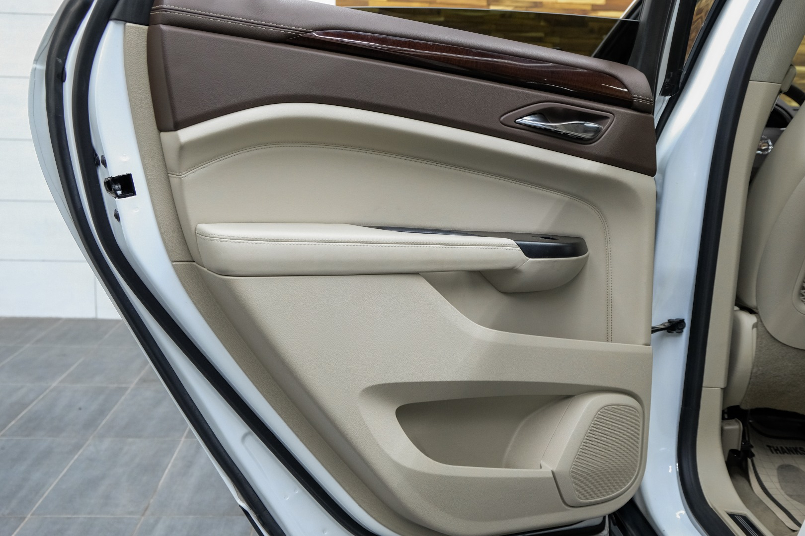 2016 Cadillac SRX FWD 4dr Premium Collection 34