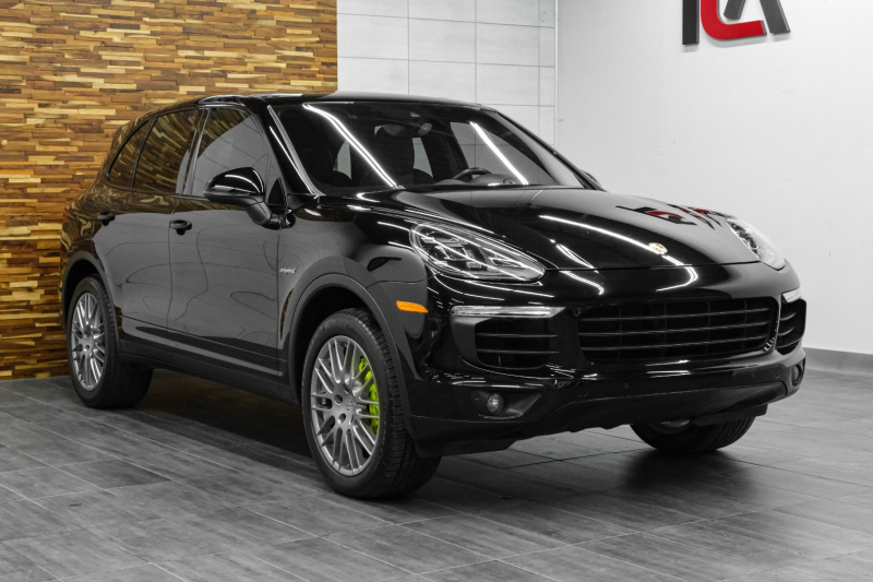 Porsche Cayenne 2016 price $28,991