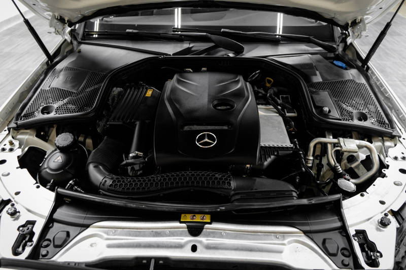 Mercedes-Benz C-Class 2017 price $17,991