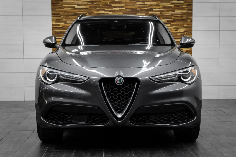 Alfa Romeo Stelvio 2018 price $18,991