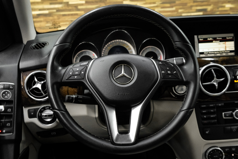 Mercedes-Benz GLK-Class 2015 price $15,991