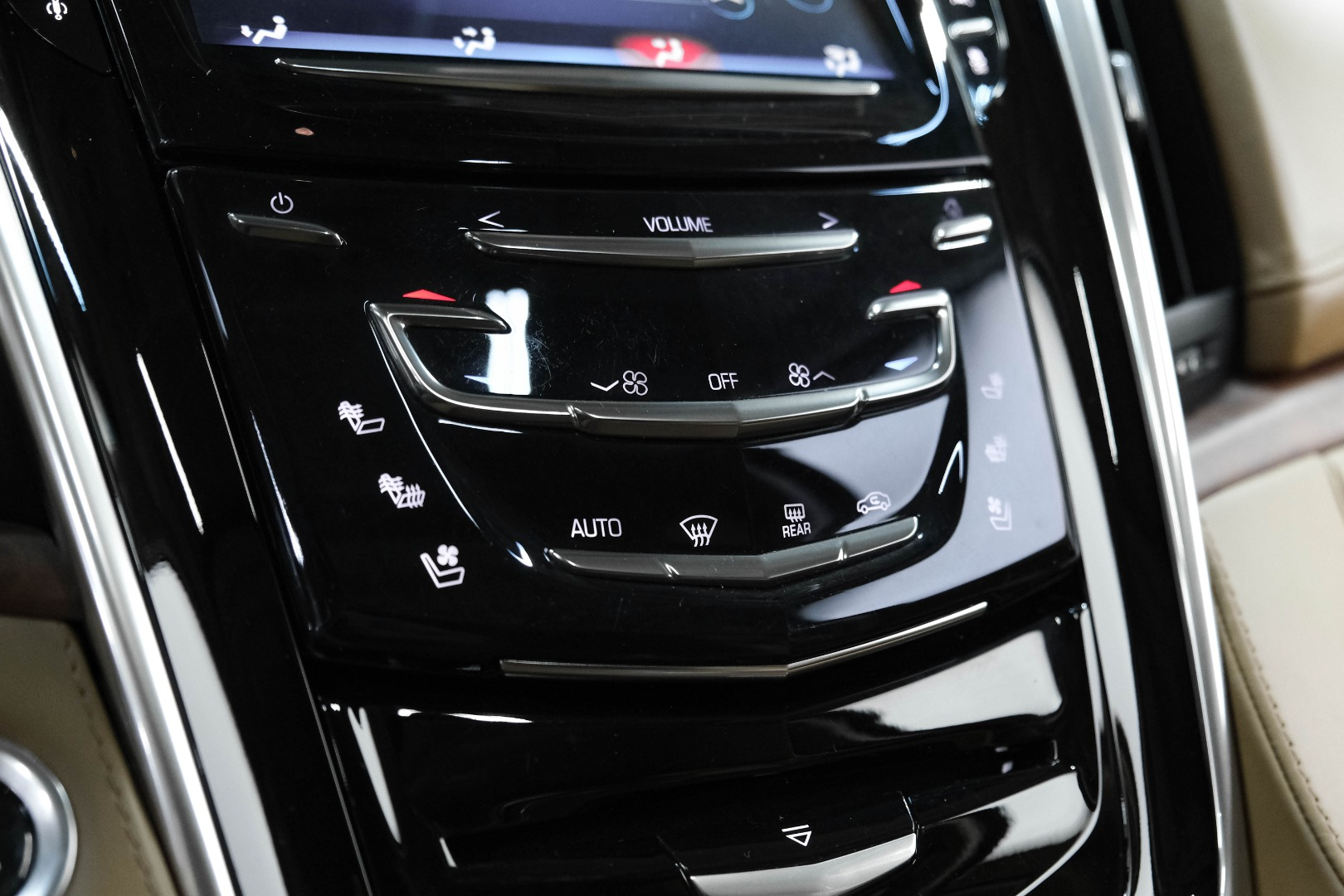 2016 Cadillac Escalade 4WD 4dr Platinum 22