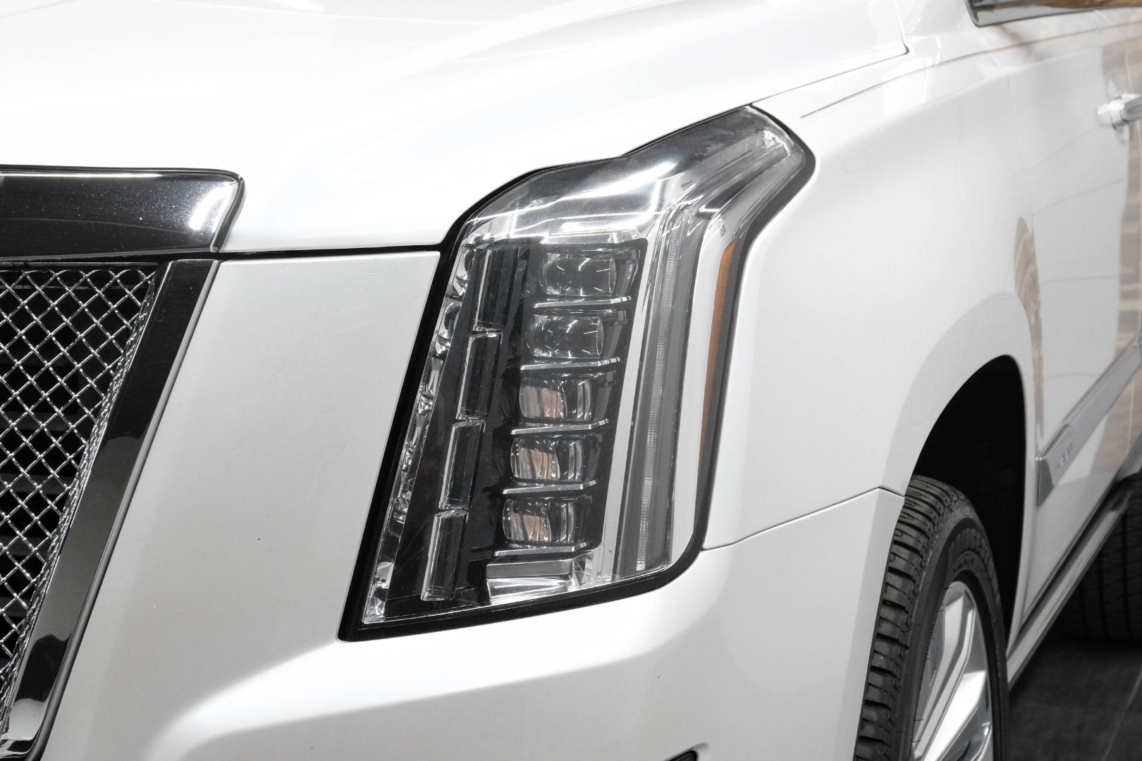 2016 Cadillac Escalade 4WD 4dr Platinum 50