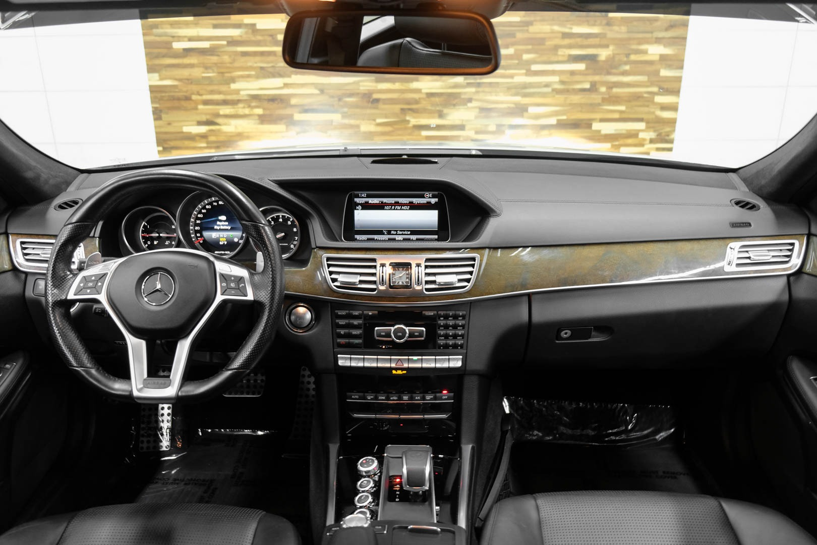 2014 Mercedes-Benz E-Class 4dr Sdn E 63 AMG 4MATIC 10