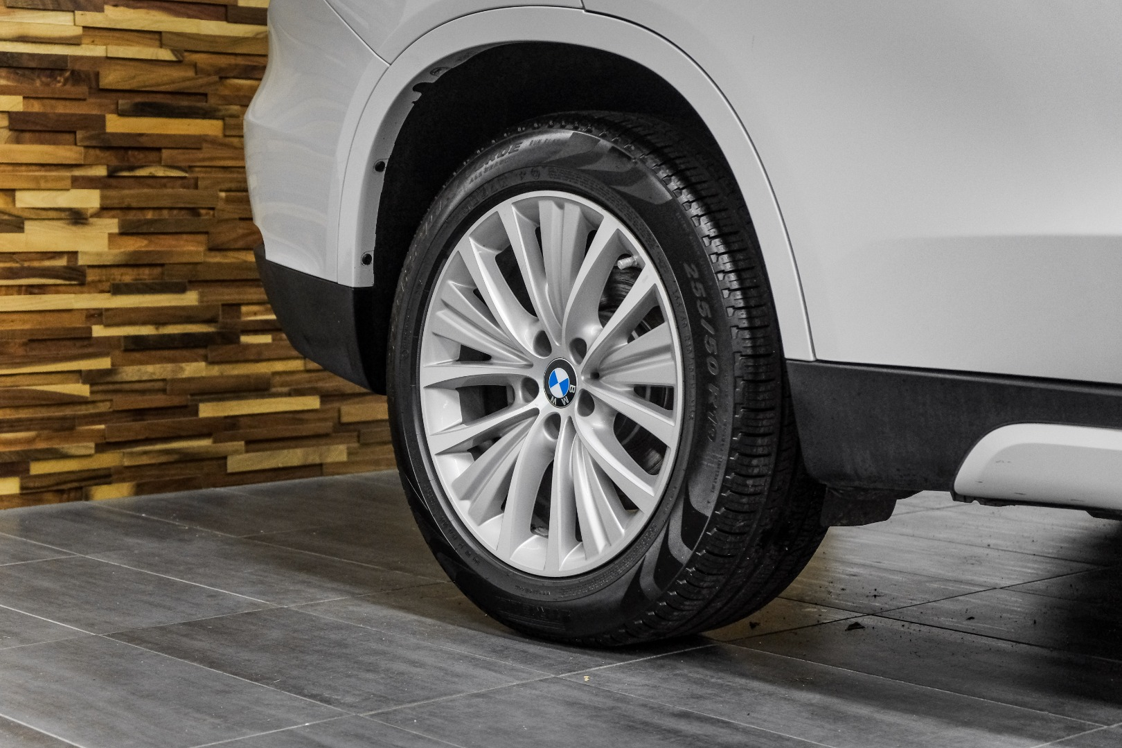 2017 BMW X5 sDrive35i Sports Activity Vehicle 48