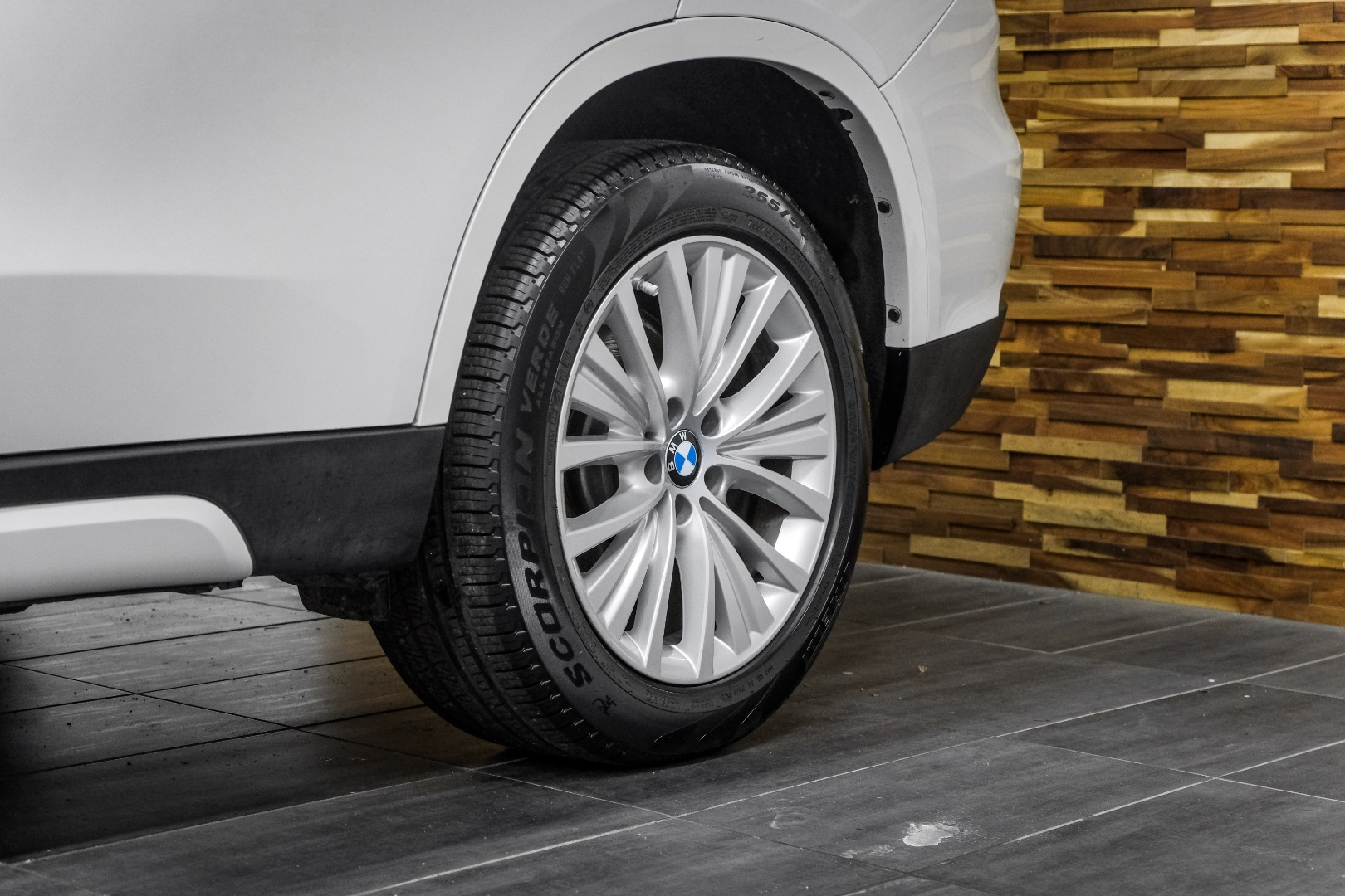 2017 BMW X5 sDrive35i Sports Activity Vehicle 51
