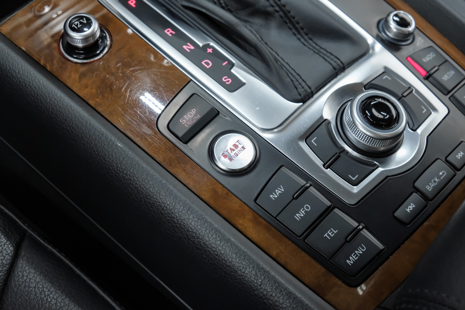 2014 Audi Q7 quattro 4dr 3.0L TDI Prestige 38