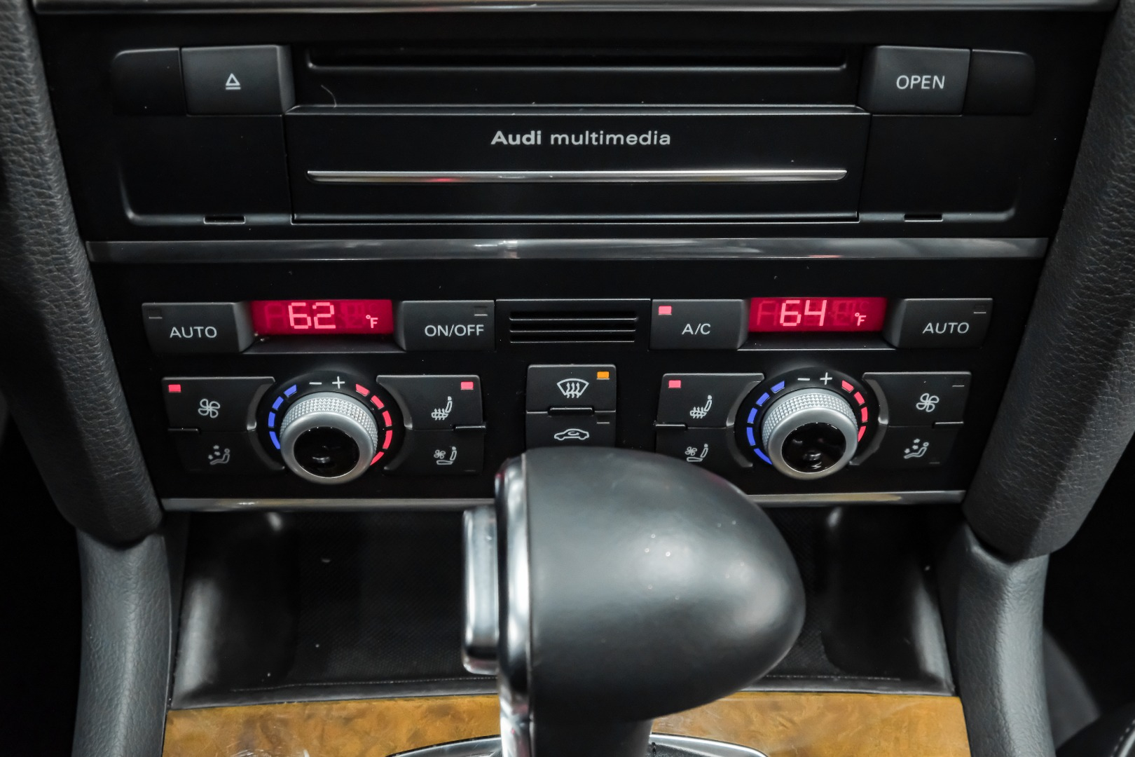 2014 Audi Q7 quattro 4dr 3.0L TDI Prestige 41