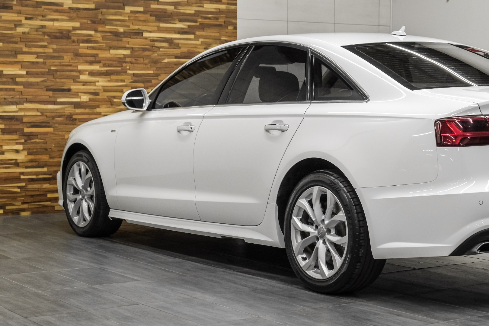 2018 Audi A6 2.0 TFSI Premium FWD 14