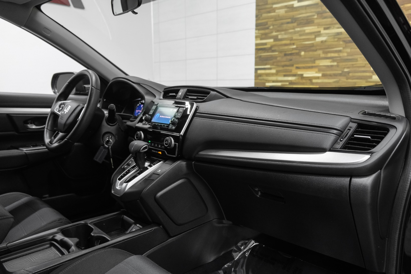 2019 Honda CR-V LX AWD 14