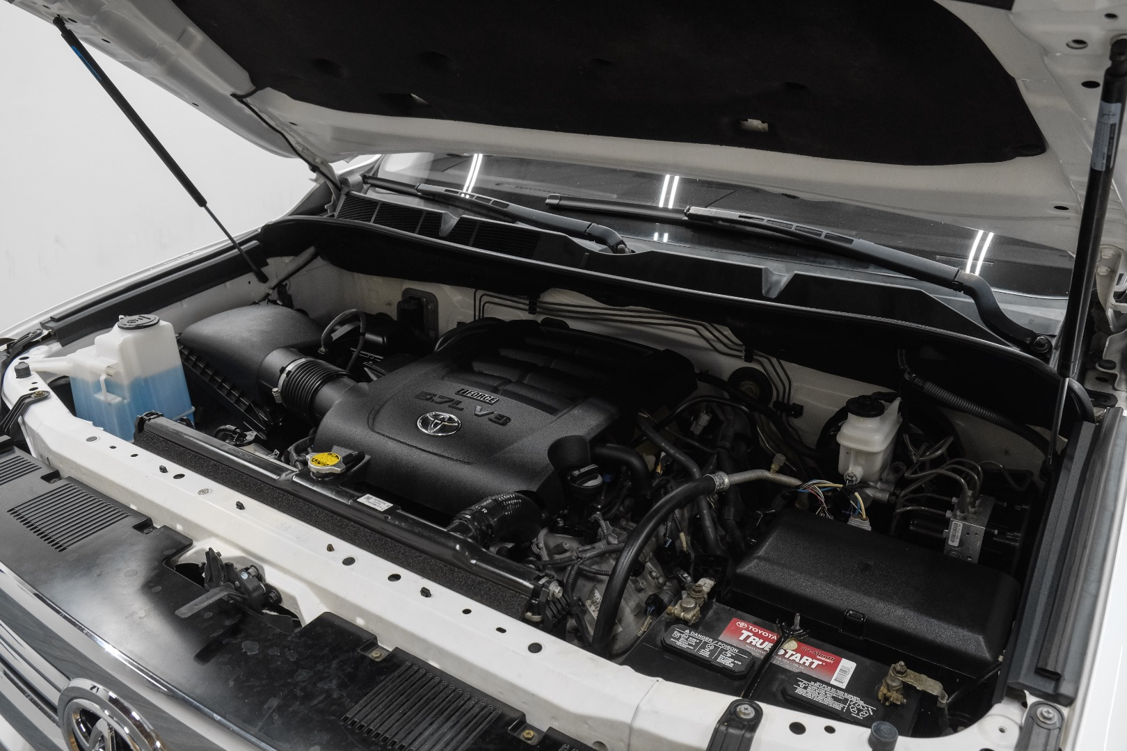 2017 Toyota Tundra 2WD 1794 Edition CrewMax 5.5 Bed 5.7L FFV 51