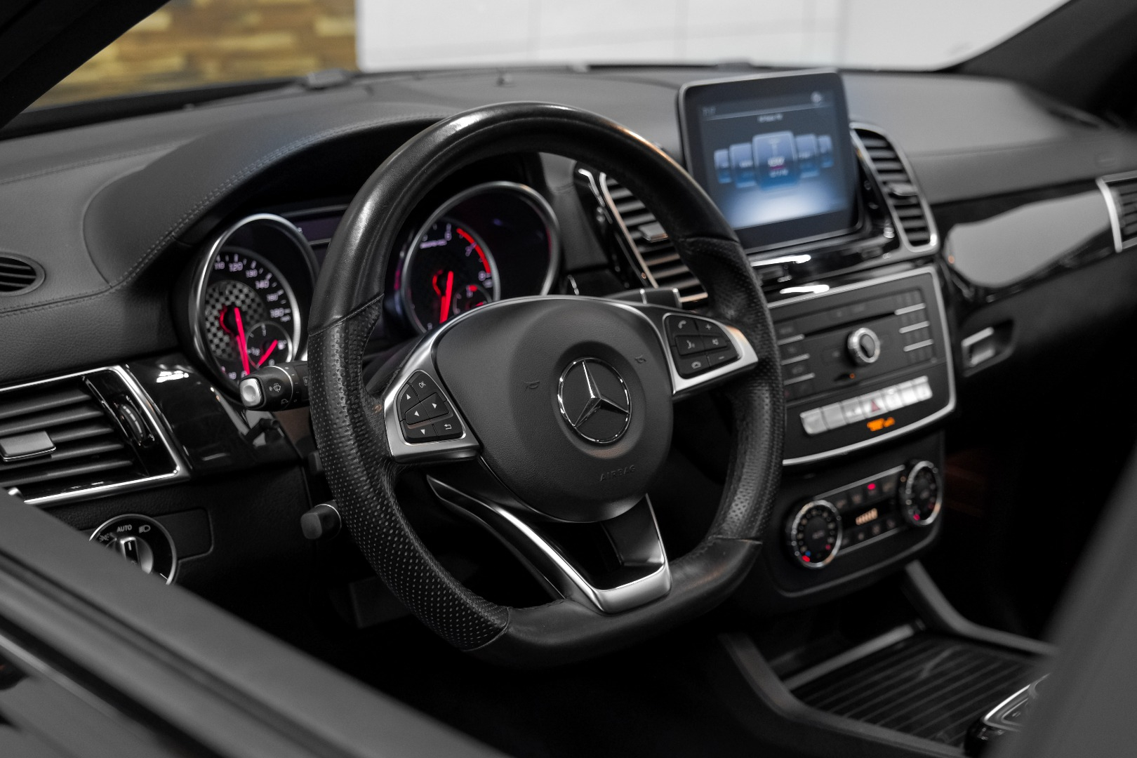 2019 Mercedes-Benz GLE AMG GLE 43 4MATIC Coupe 19