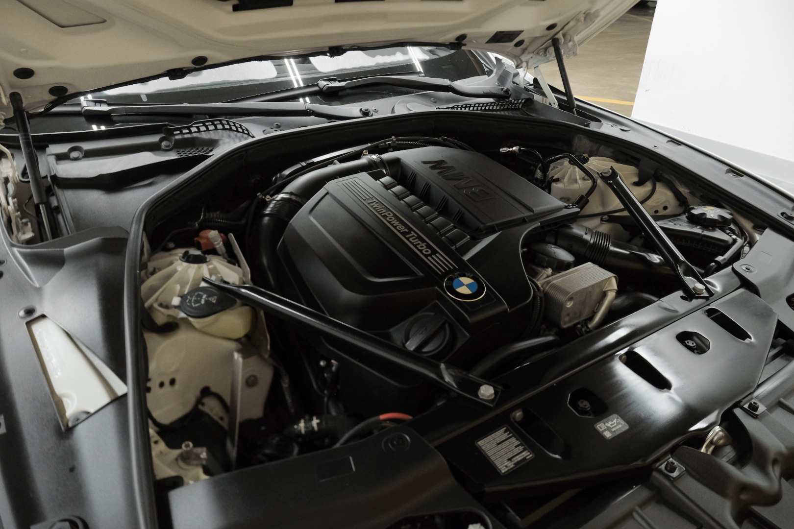 2017 BMW 6-Series 640i Convertible 35
