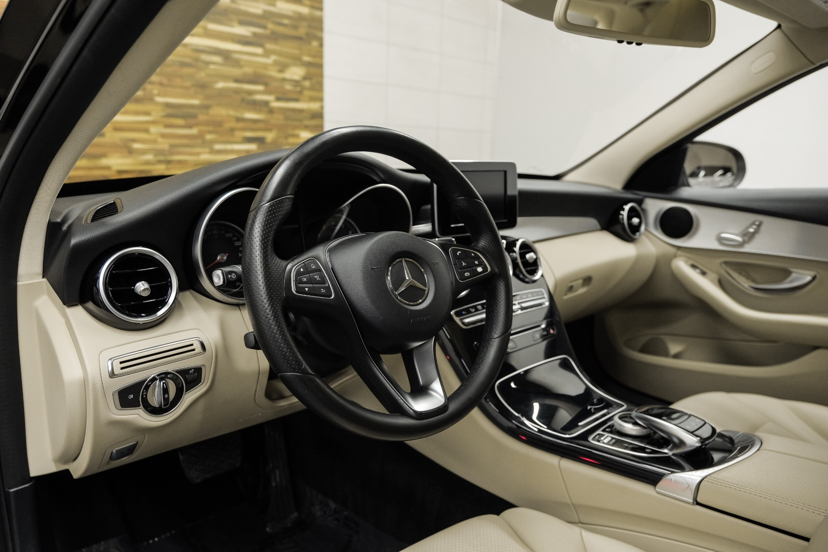 2016 Mercedes-Benz C-Class 4dr Sdn C 300 RWD 3
